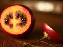 Aufgeschnittene rote Baumtomate