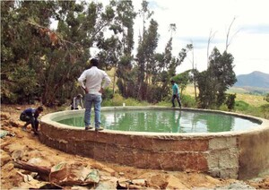 Depósito circular de agua