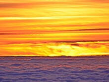 Sonne über den Wolken