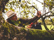 Baumschnitt durch Naturefund Mitarbeiter