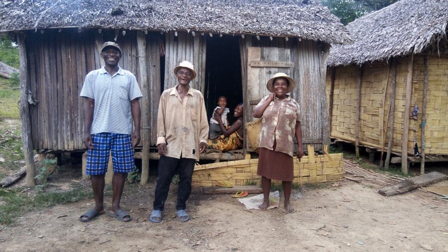 Meziny mit Familie Foto: MBG